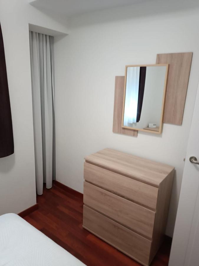 Lyrioshomes Filpo Rojas , Apartamento