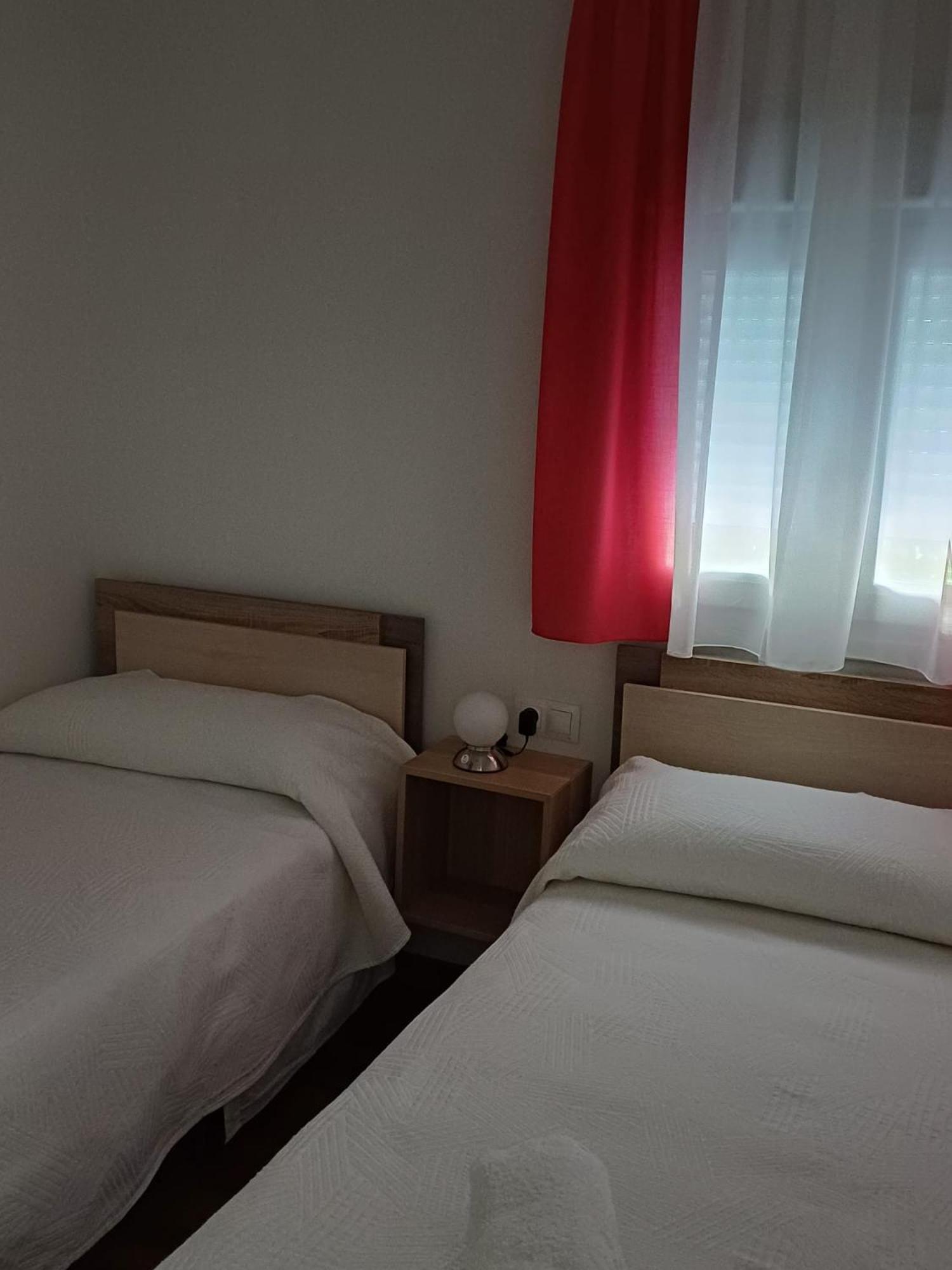 Lyrioshomes Filpo Rojas , Apartamento