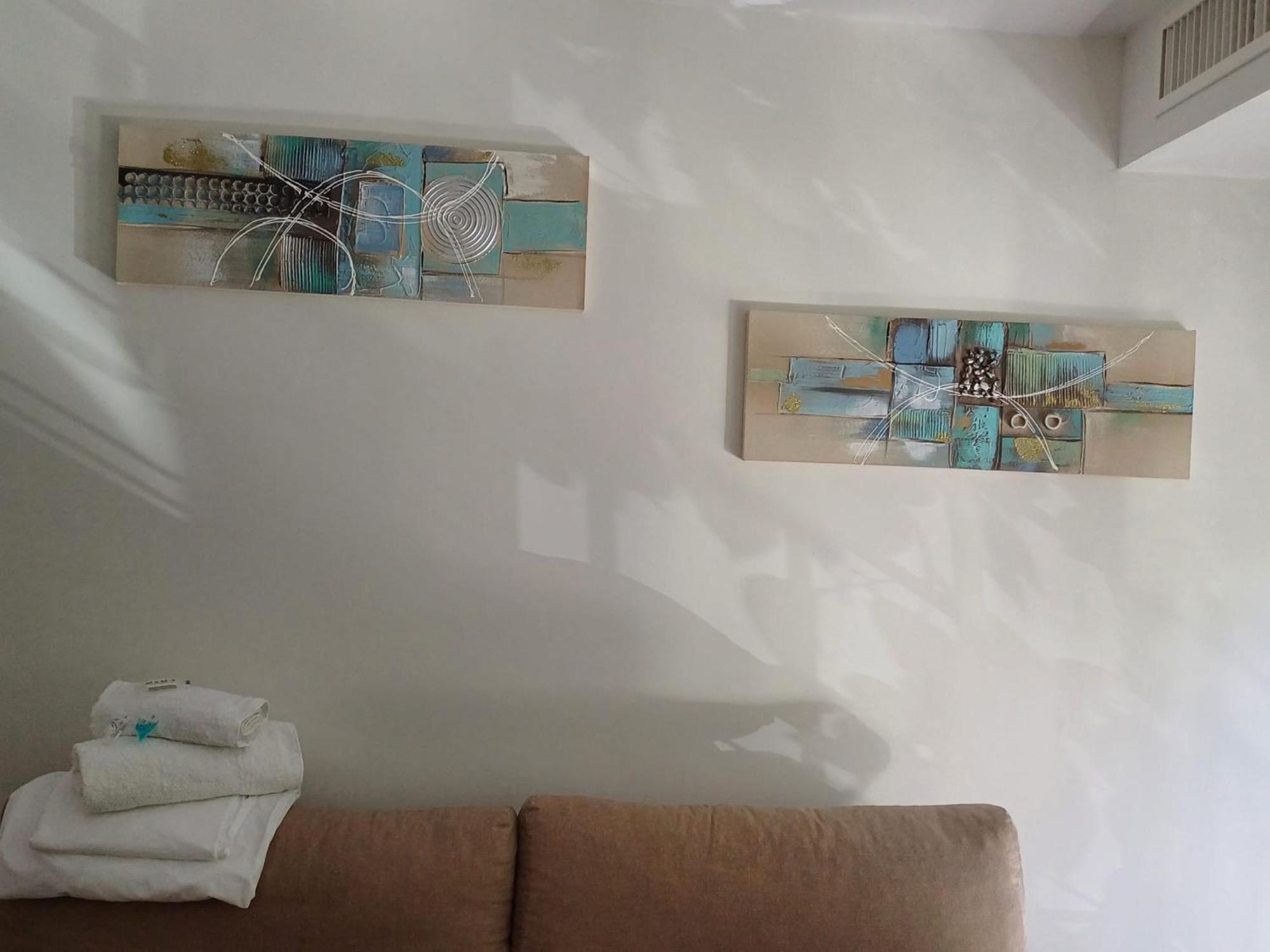 Lyrioshomes Filpo Rojas , Apartamento